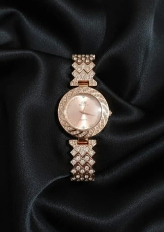 Women's Rose Gold Quartz Watch with Diamond Chain Strap
